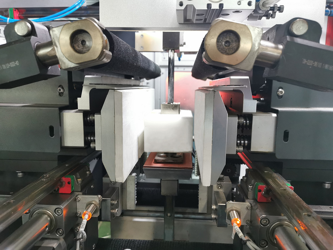2 in 1 Akıllı Otomatik Yüksek Hızlı Karton Sert Kutusu Yapma Makinesi 50-52PCS/min