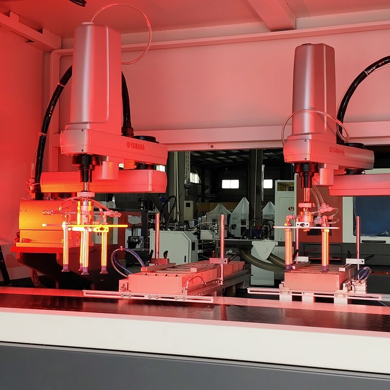 3000CZ Zeki 2 In 1 Sert Kutusu Üretim hattı 70pcs/min Düşük Enerji Tüketimi