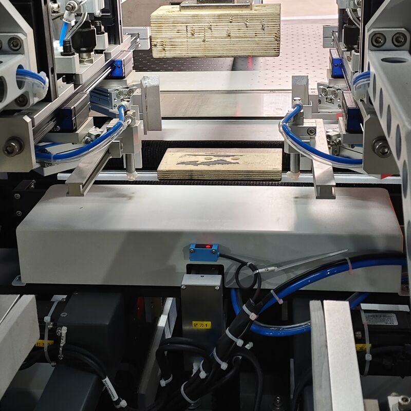 3000CZ Zeki 2 In 1 Sert Kutusu Üretim hattı 70pcs/min Düşük Enerji Tüketimi