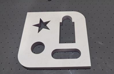 LY-PK-1816RM Öldürülmemiş Metal Olmayan Esnek Malzeme Kesme Makinesi 50mm Kesme Kalınlığı / CNC Örnekleme Makinesi / Kesme Sistemi ile Örnek Yapımcı Makinesi