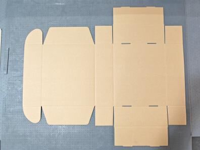 LY-RM-1209 Kalıpsız Metal Olmayan Esnek Malzeme Kesme Makinesi (Numune hazırlama makinesi) CNC numune alma makinesi/ Numune hazırlayıcı/ Küçük seri üretim/ Malzeme Kesme Makinesi